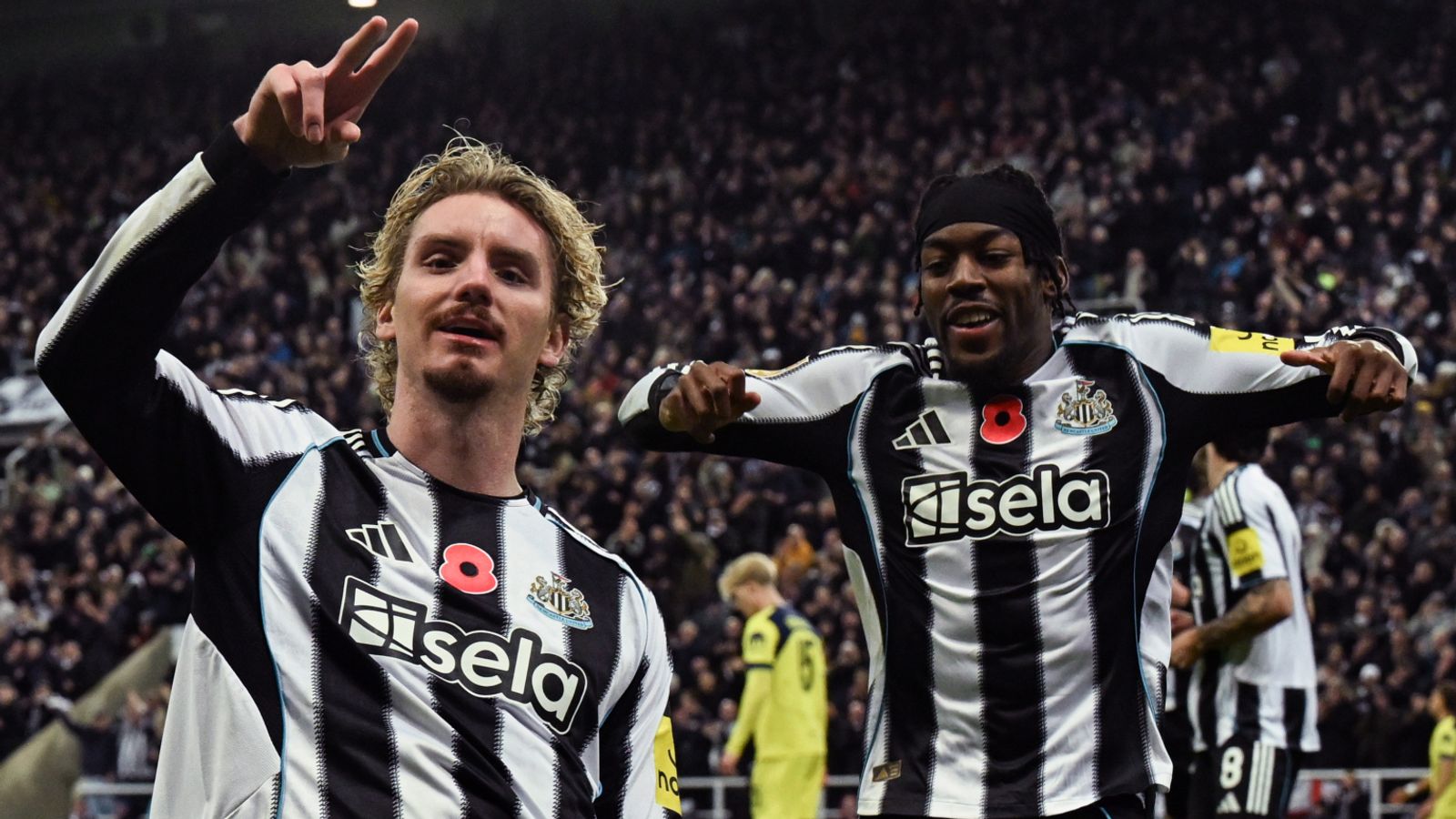 Newcastle 2-0 Tottenham: Carabao Cup holders beat Spurs to reach quarter-finals - Sky Sports Newcastle 2-0 Tottenham: Carabao Cup holders beat Spurs to reach quarter-finals - Sky Sports