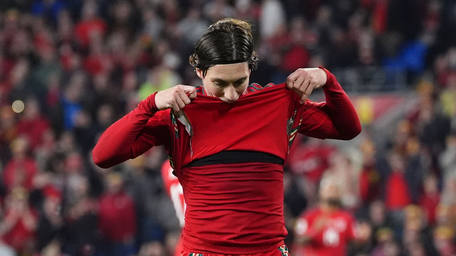 Wales 2-4 Belgium: Kevin De Bruyne scores two penalties as Red Devils come from behind to take charge of World Cup qualifying Group J