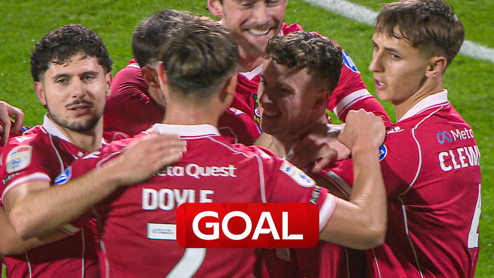 https://e0.365dm.com/25/10/1600x900/skysports-wrexham-oxford_7058774.jpg?20251022201655