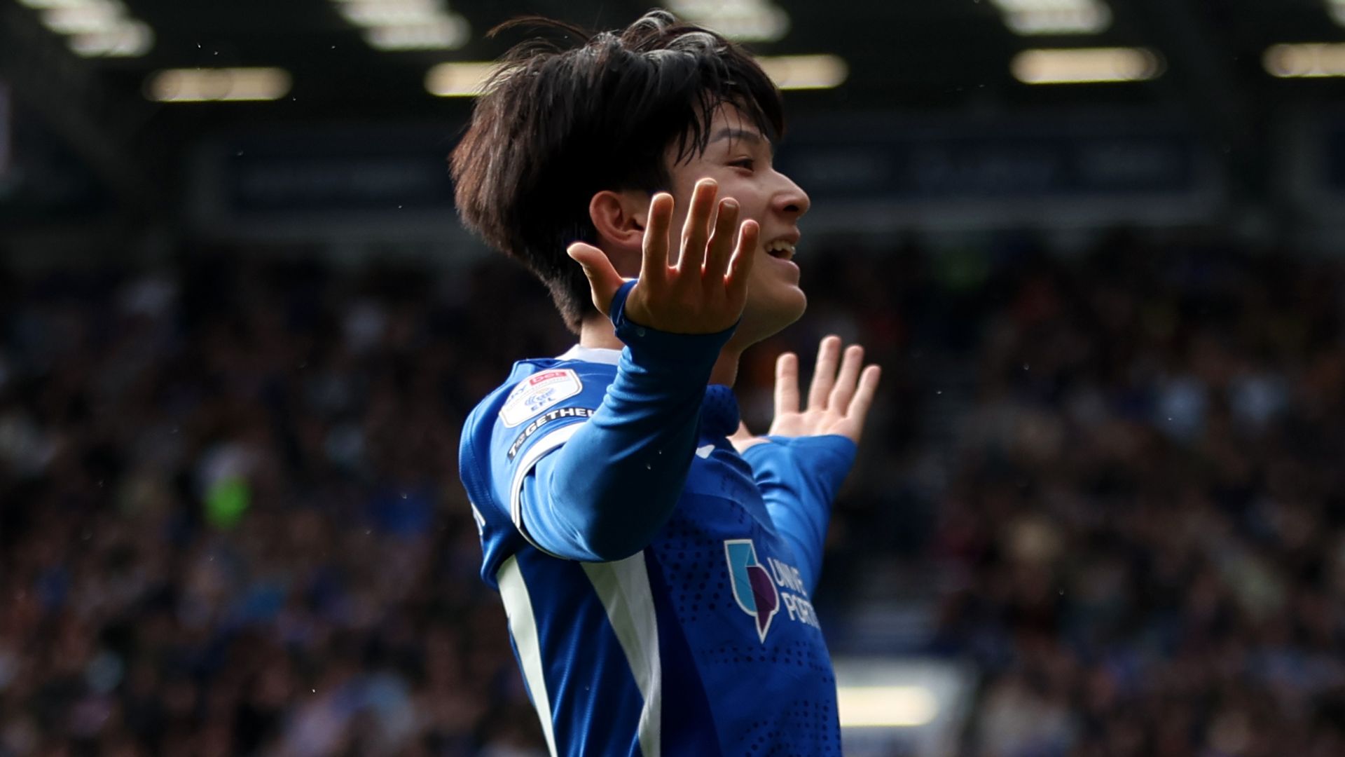 Yang strikes last-gasp Portsmouth winner