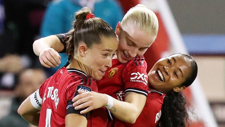 Man Utd drew against Chelsea in the WSL, ending the Blues' perfect record this season
