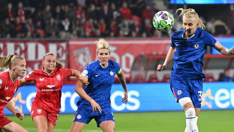 Aggie Beever-Jones heads at goal during Chelsea's Champions League game with FC Twente
