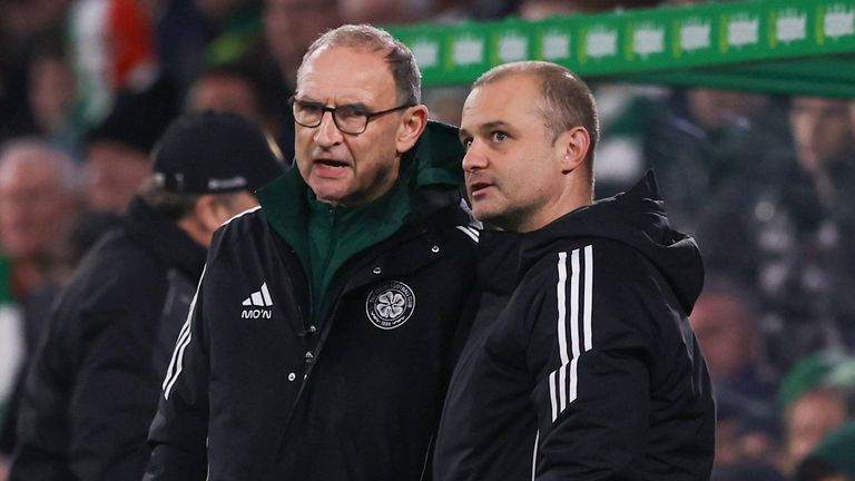 Martin O'Neill (L) e Shaun Maloney (R) estão no comando interino do Celtic