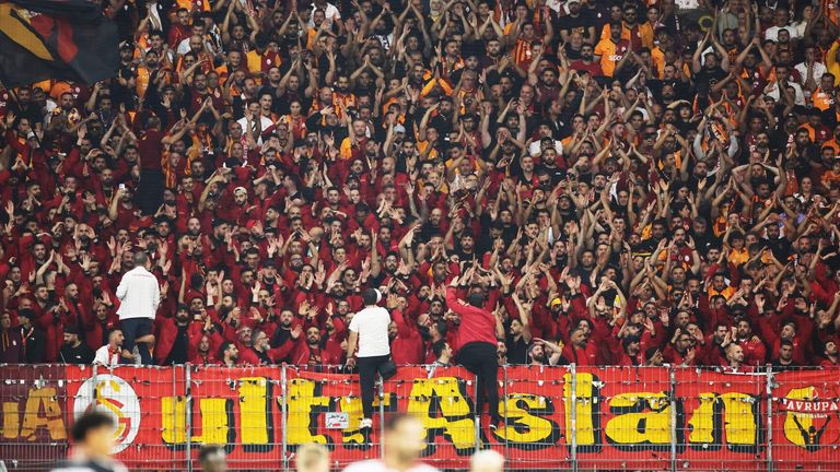 Galatasaray hayranları. Kredi: Getty Images