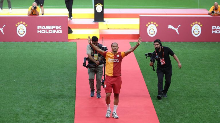Galatasaray, Leroy Sane için kırmızı halıyı çıkarın. Kredi: Atletik Getty Images