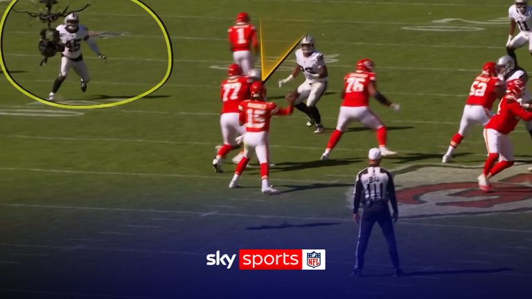 Mahomes no look 