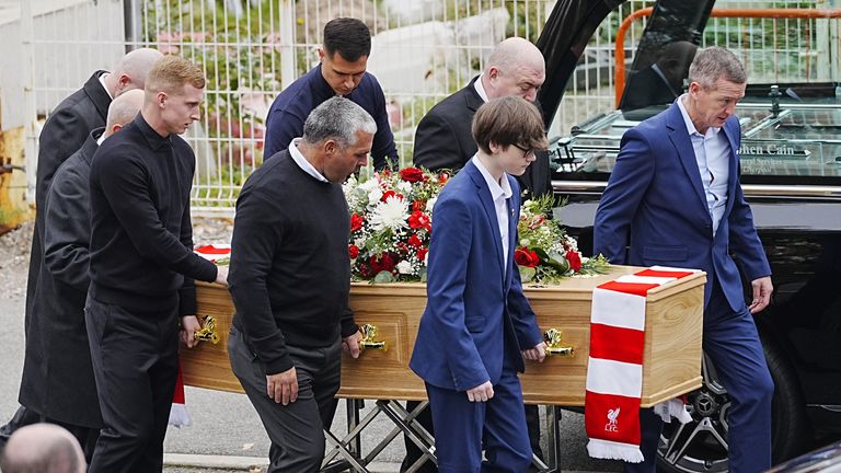 The funeral of former Liverpool manager Matt Beard took place on Friday