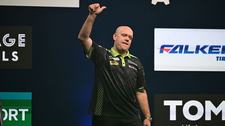 Campeonato Europeu Machineseeker 2025, Dortmund. Rodada 2. Chris Dobey x Michael van Gerwen. Foto: Michael Cooper