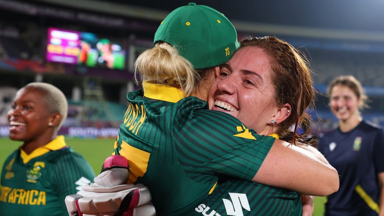Nadine de Klerk (right) celebrates smashing South Africa to win over India at Women's World Cup (Getty Images)