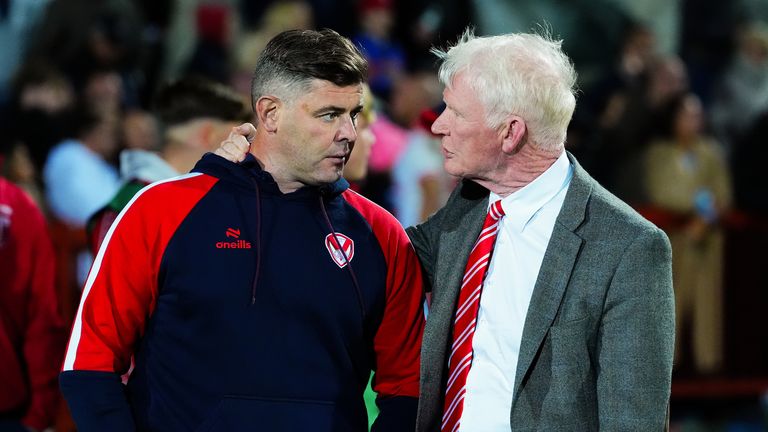 Picture by Olly Hassell/SWpix.com - 04/10/2025 - Rugby League - Betfred Super League Semi-final - Hull KR v St Helens - Sewell Group Craven Park, Hull, England - St Helens Head Coach Paul Wellens and Chairman of St. Helens RLFC Eamonn McManus