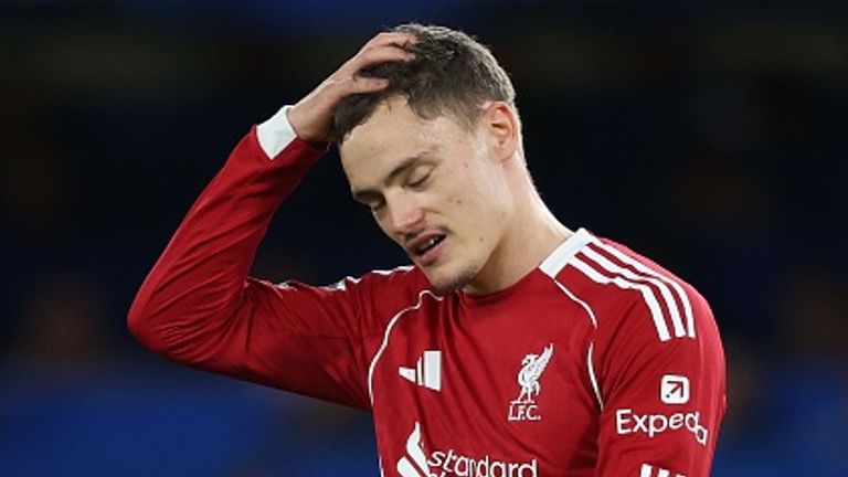 LONDON, ENGLAND - OCTOBER 4:  Florian Wirtz of Liverpool looks dejected during the Premier League match between Chelsea and Liverpool at Stamford Bridge on October 4, 2025 in London, England. (Photo by Crystal Pix/MB Media/Getty Images)