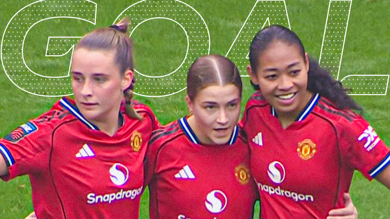 Jess Park scores for Man Utd