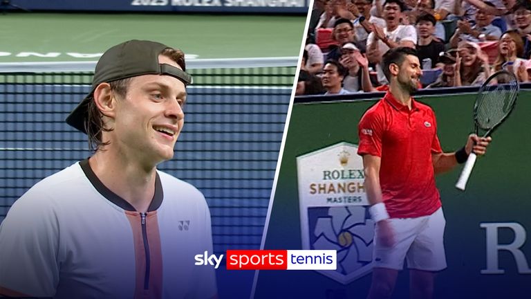 A brilliant rally between Zizou Bergs and Novak Djokovic almost ends in a huge smash dunk from Zizou, which incredibly doesn&#39;t win him the point!