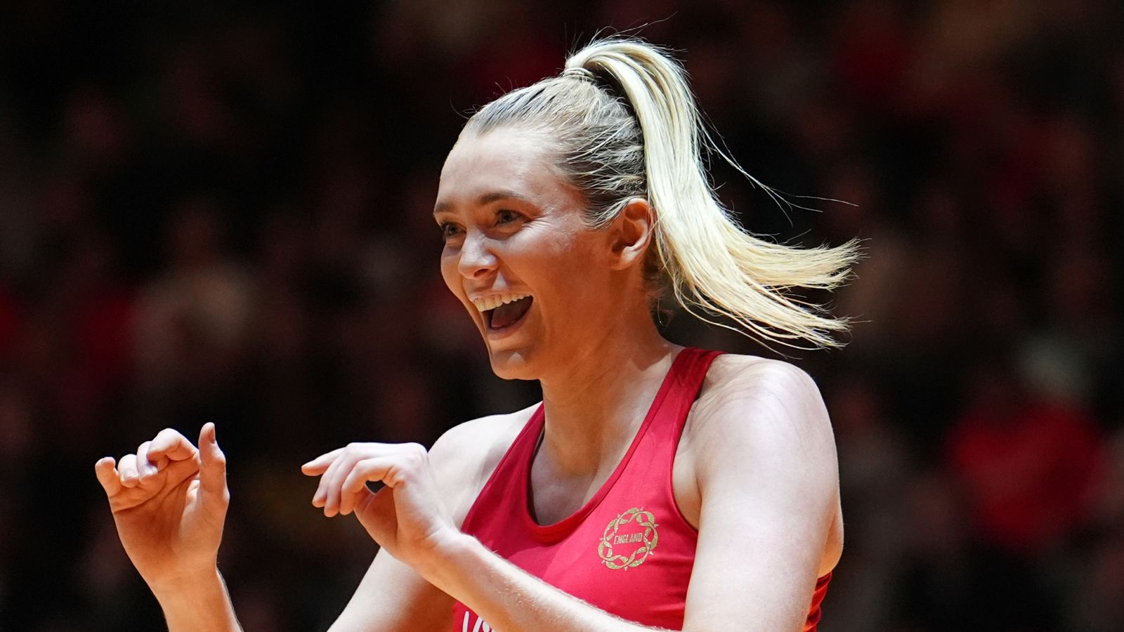 England beat New Zealand 61-58 in second Test match to level series ahead of Wednesday decider