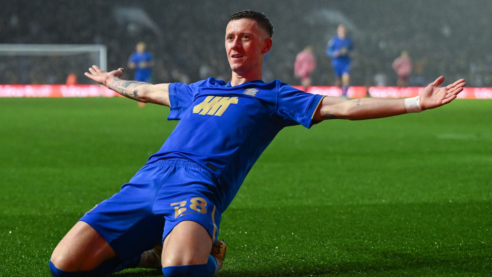 Live voetbal vandaag op Sky Sports: wedstrijdschema, aanvangstijden, tv-kanalen en streaming van de wedstrijden van deze week en dit weekend | Voetbalnieuws