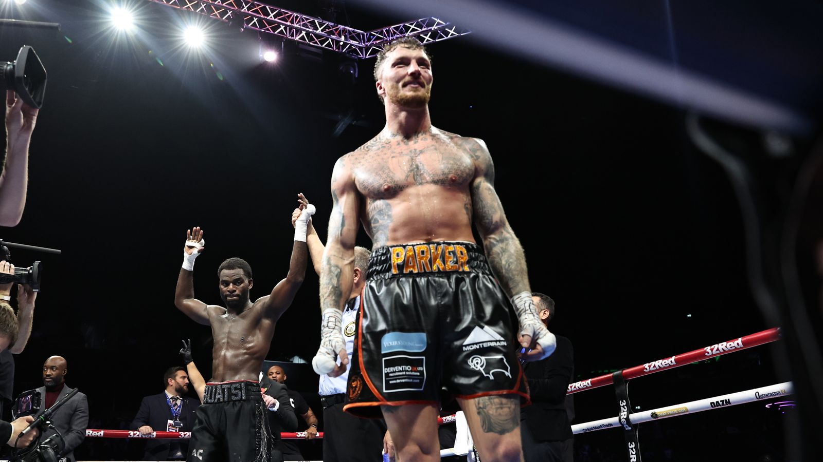 Frank Warren questions judging after Joshua Buatsi and Liam Cameron decision victories in Manchester