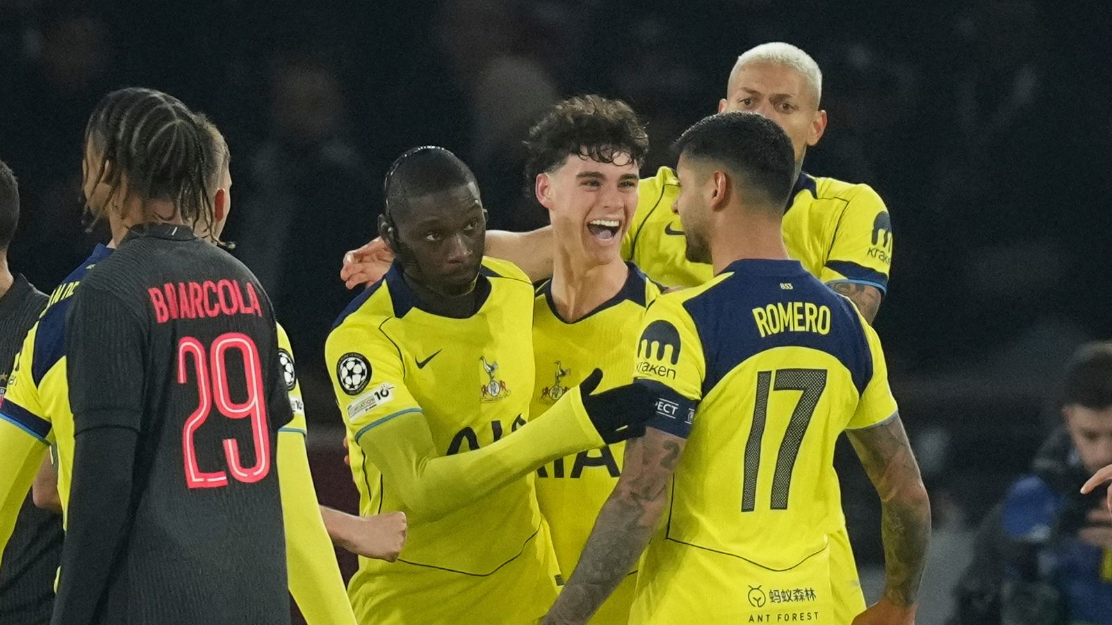 Image for Tottenham vs Slavia Prague LIVE!