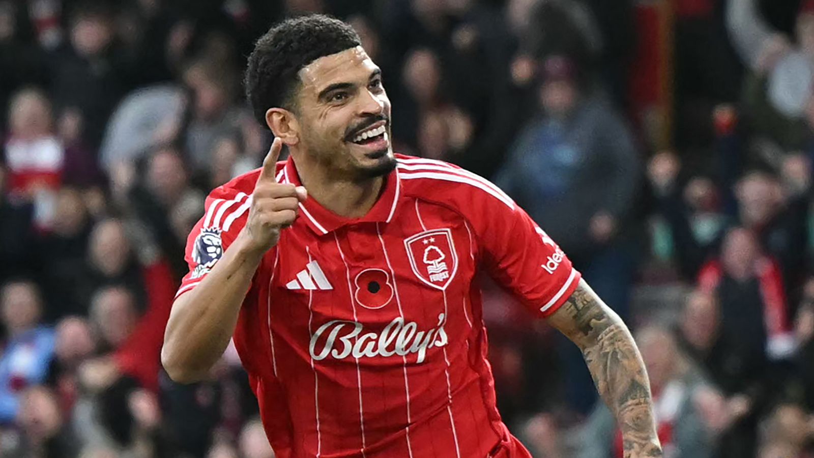 In a thrilling turnaround, Nottingham Forest has snapped its lengthy winless streak, securing a vital 3-1 triumph over Leeds to revive its Premier League campaign.