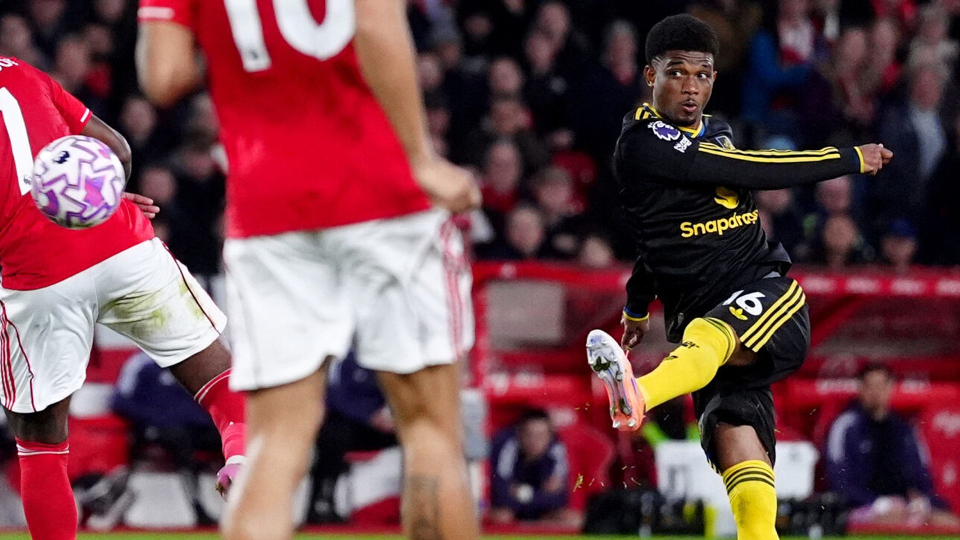 Amad scores stunner but Man Utd winning run halted amid controversy at Forest