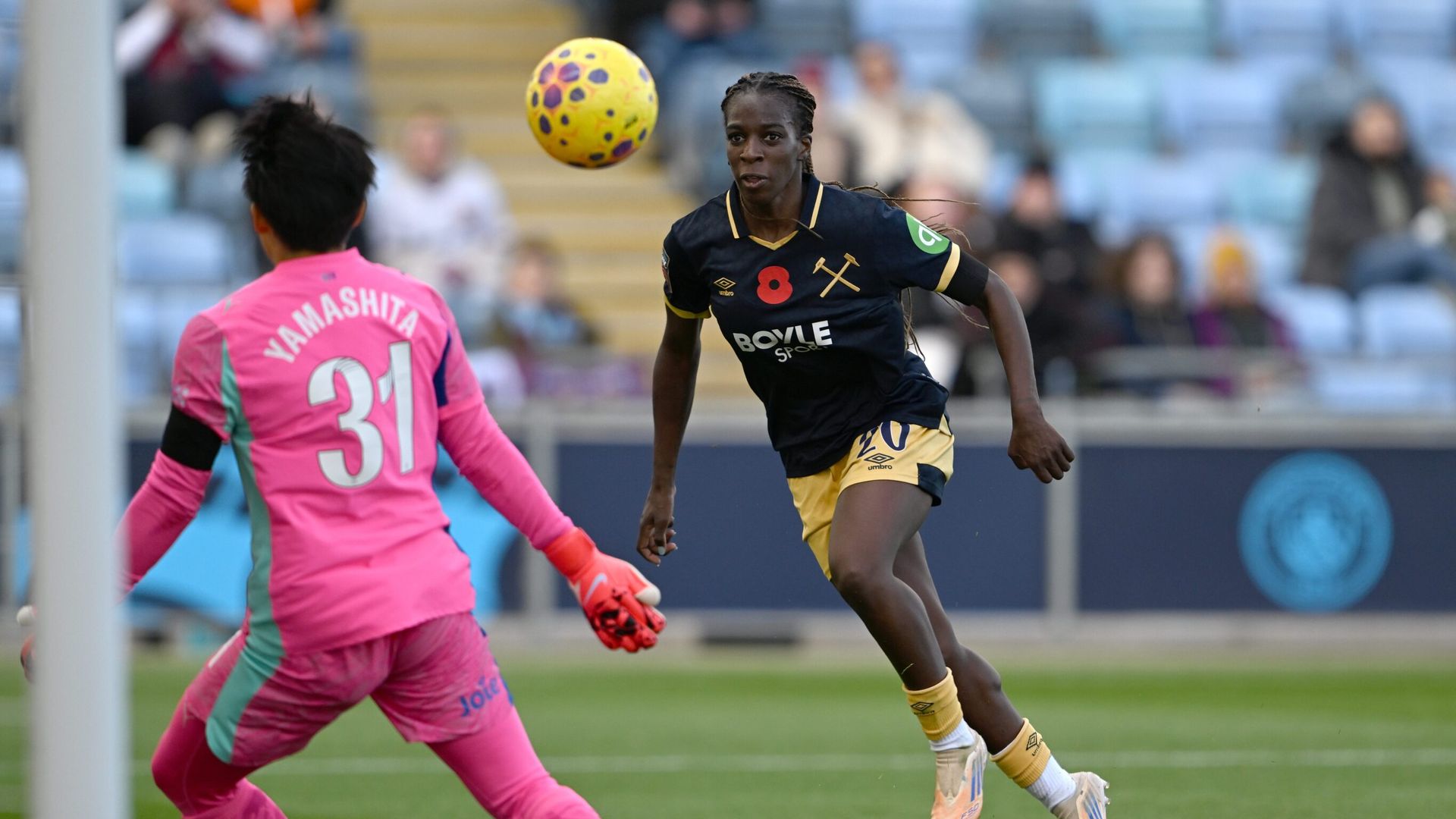 Fujino goal earns Man City victory over West Ham