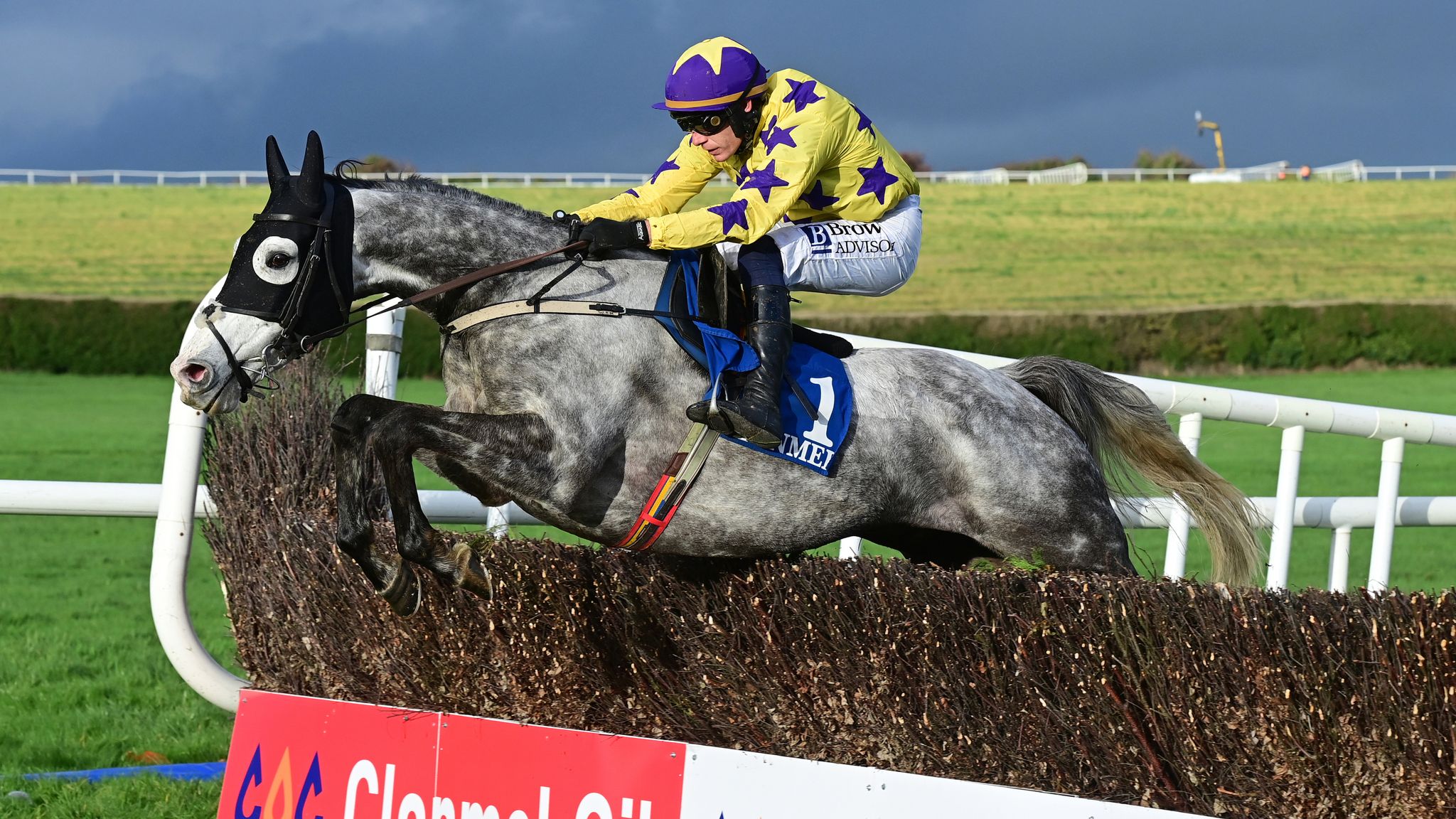 Il Etait Temps: Willie Mullins' charge puts down Tingle Creek Chase ...
