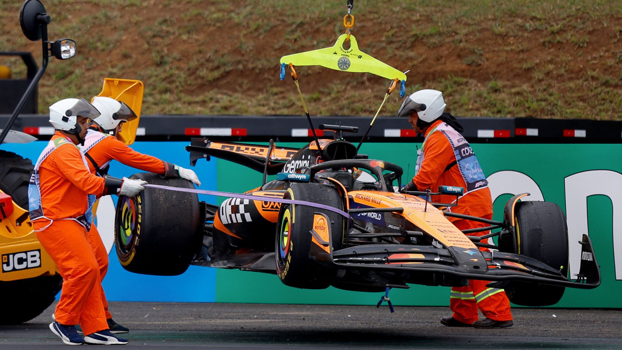 Sao Paulo GP: Was Oscar Piastri's crash inadvertently caused by his McLaren  team-mate and title rival Lando Norris? | F1 News | Sky Sports