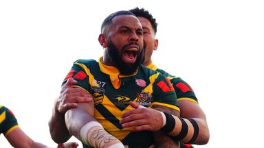 Picture by Olly Hassell/SWpix.com - 08/11/2025 - ABK Beer Rugby League Ashes - England vs Australia - Headingley Stadium, Leeds, England - J