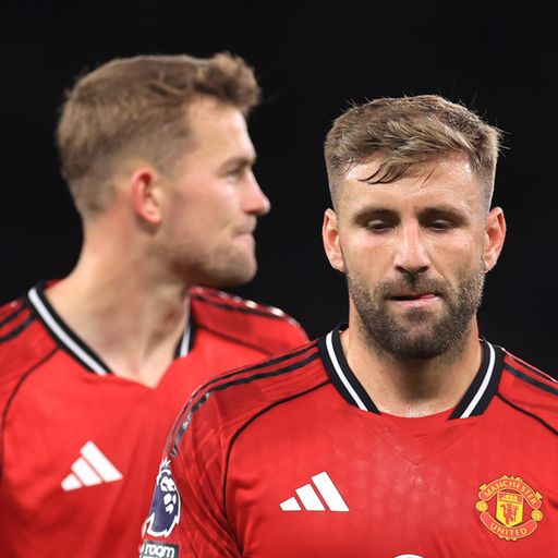 Neville: Complacent Man Utd performance will erode trust