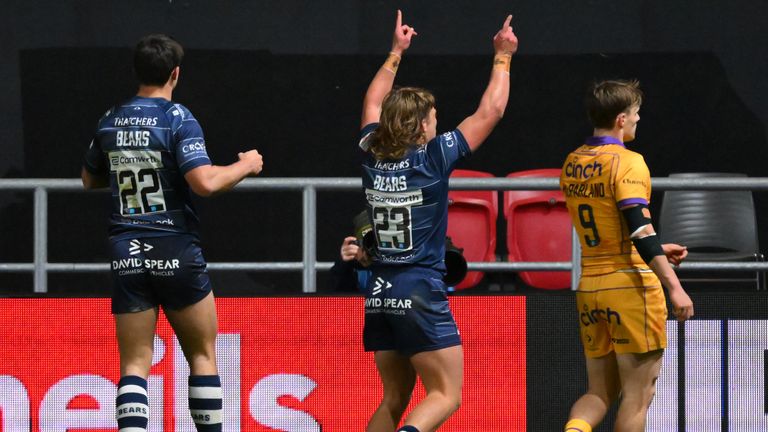 Aidan Boshoff dei Bristol Bears celebra la sua prova contro Northampton