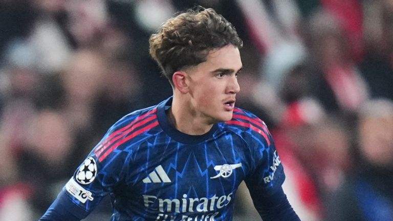 Max Dowman in Champions League action for Arsenal against Slavia Prague