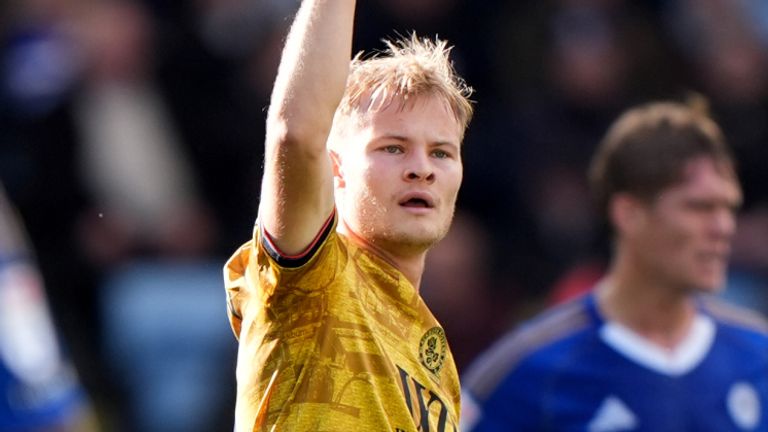 Blackburn Rovers' Andri Gudjohnsen celebrates scoring their side's first goal of the game during the Sky Bet Championship match at the King 