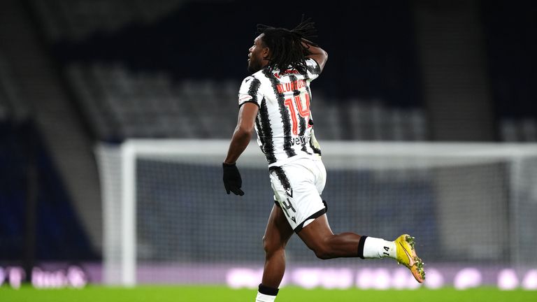 Dan Nlundulu fired St Mirren 2-0 up to give his side control in the contest