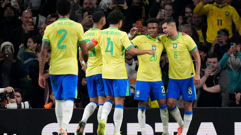Estevao y el adolescente del Chelsea marcan el primer gol de Brasil