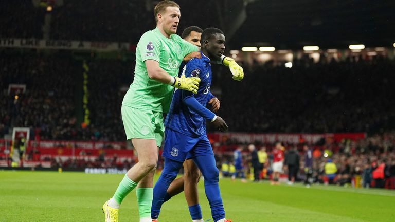 Pickford teve que se divorciar de Gueye 