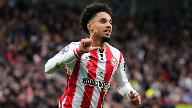 Kevin Schade celebrates scoring Brentford's equaliser