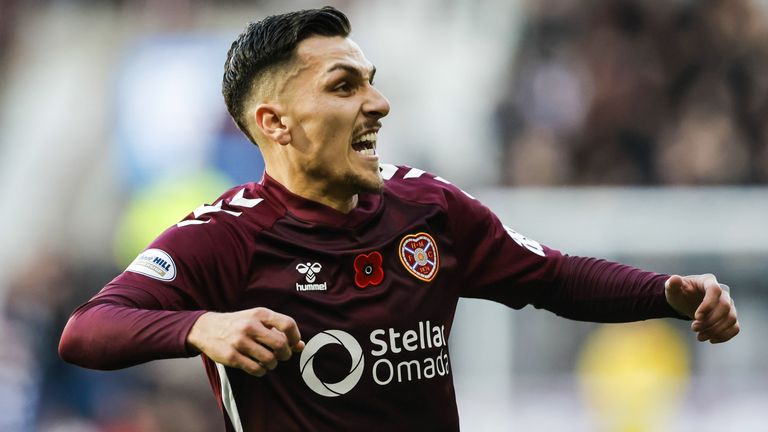 Alexandros Kyziridis' shot went in off United goalkeeper Yevhen Kucherenko to give Hearts the lead