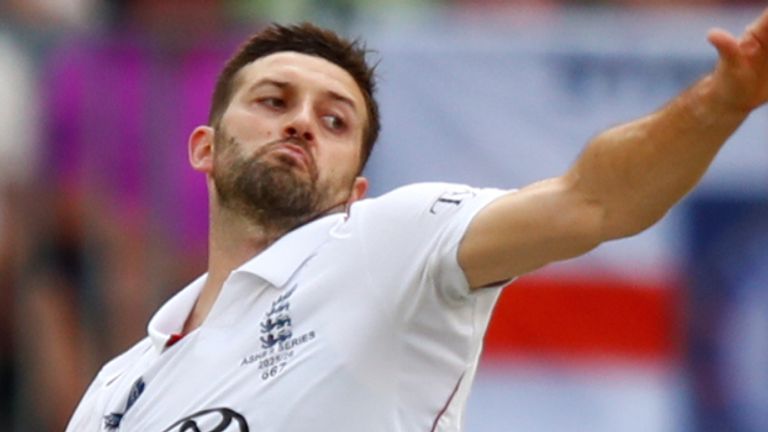 इंग्लैंड के मार्क वुड, द एशेज (एसोसिएटेड प्रेस)