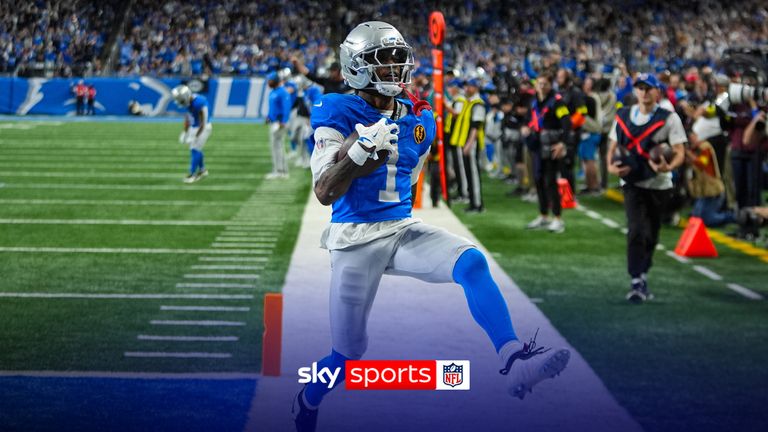 Green Bay Packers @ Detriot Lions | Jameson Williams breaks tackle for special Lions TD