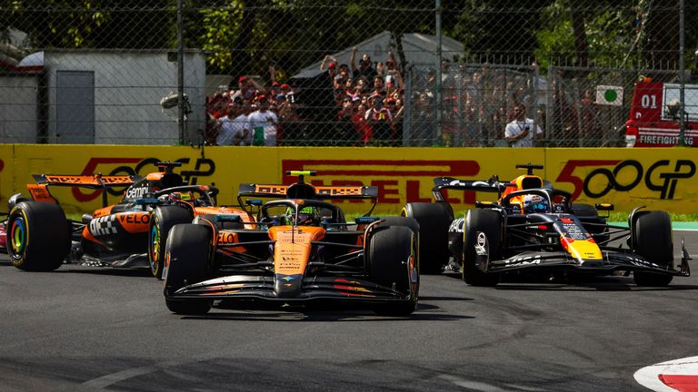 #4 Lando Norris (GBR, McLaren F1 Team), #1 Max Verstappen (NLD, Oracle Red Bull Racing), #81 Oscar Piastri (AUS, McLaren F1 Team), F1 Grand Prix of Italy at Autodromo Nazionale Monza on September 7, 2025 in Monza, Italy. (Photo by HOCH ZWEI) Photo by: HOCH ZWEI/picture-alliance/dpa/AP Images