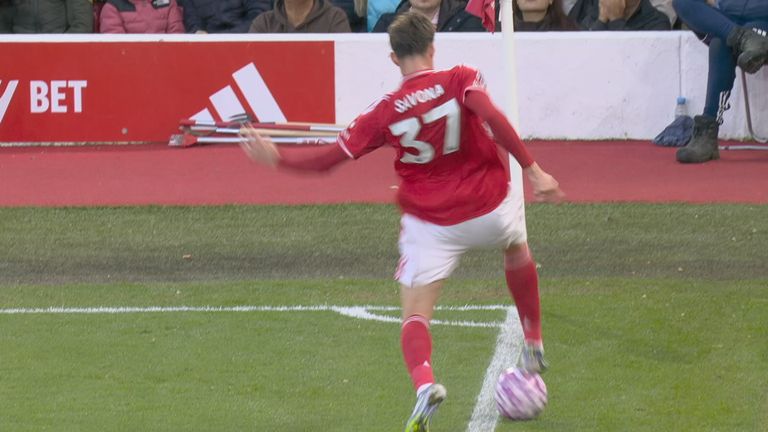 Nottingham Forest's Nicolo Savona was judged not to have kept the ball in play, with Man Utd scoring from the subsequent corner