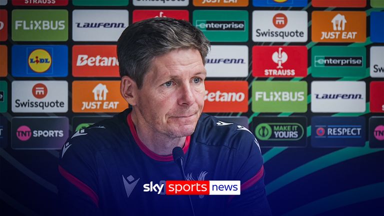 ओलिवर ग्लासनर ने ईएफएल और प्रीमियर लीग से स्थिरता की भीड़ से 'सीखने' का आह्वान किया