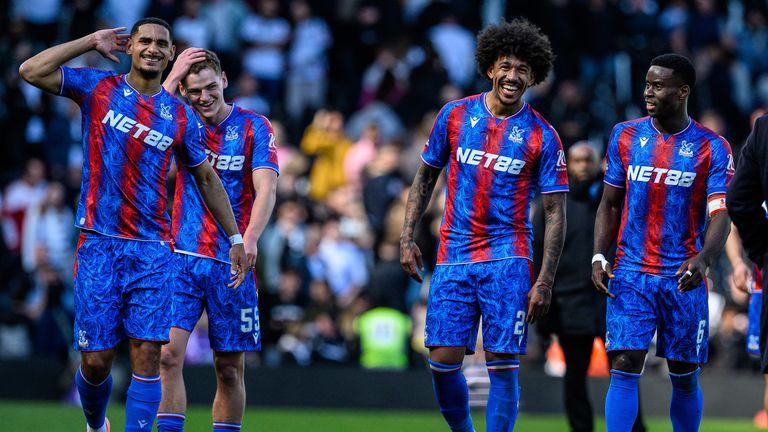 Maxence Lacroix, Chris Richards y Marc Guehi son los tres defensas de primera opción