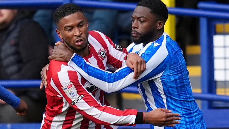 Sheffield United beat city rivals Sheffield Wednesday 3-0 at Hillsborough