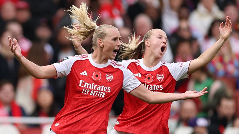 Stina Blackstenius and Beth Mead react during the Barclays Women's Super League match between Arsenal and Chelsea 