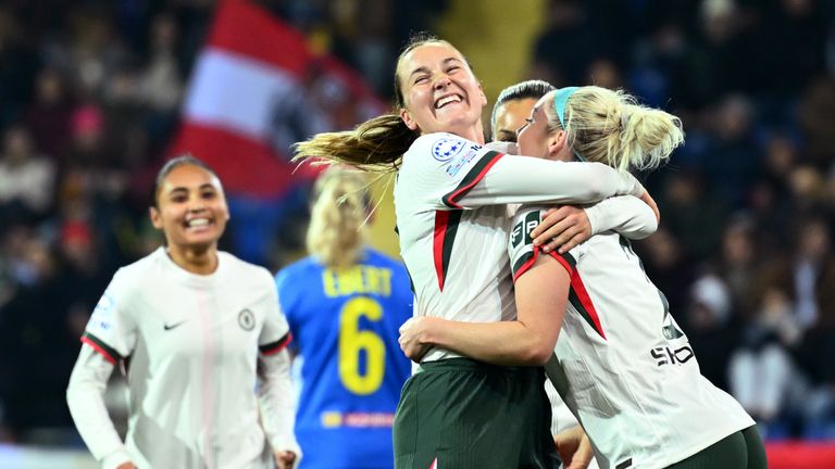 Wieke Kaptein put Chelsea in front against St Polten