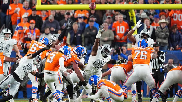 Denver Broncos kicker Wil Lutz (3) makes a 32-yard field goal during the second half of an NFL football game against the Las Vegas Raiders Thursday, Nov. 6, 2025, in Denver. (AP Photo/David Zalubowski)