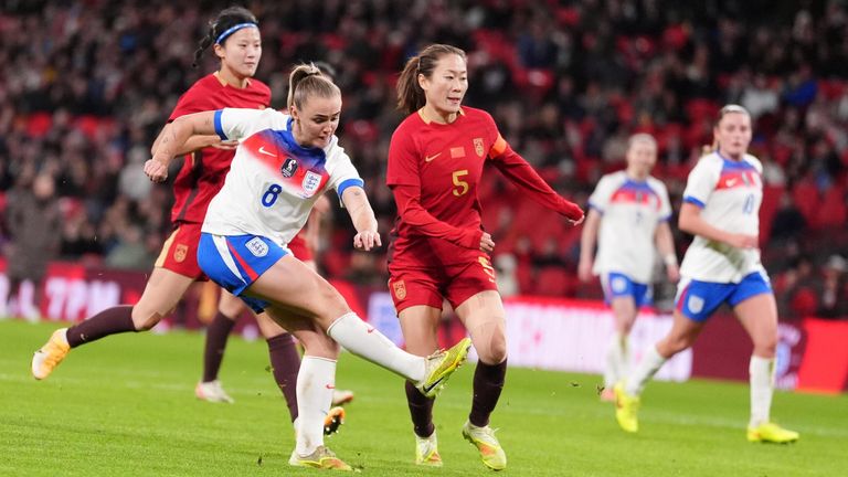 Georgia Stanway completa seu hat-trick e coloca a Inglaterra por 6 a 0 contra a China