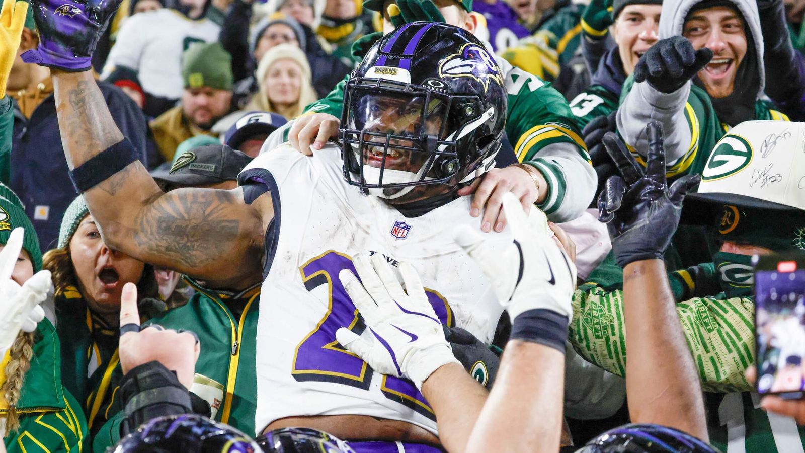NFL: Derrick Henry leads Baltimore Ravens past Green Bay Packers as Houston Texans clinch play-off berth