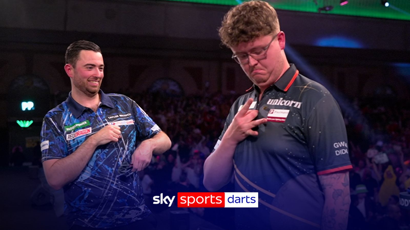 Evetts loses battle against Humphries but sees off Ally Pally wasp!