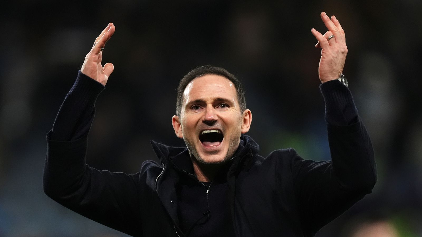 Leaders Coventry beat Bristol City as Wrexham net late leveller - EFL highlights